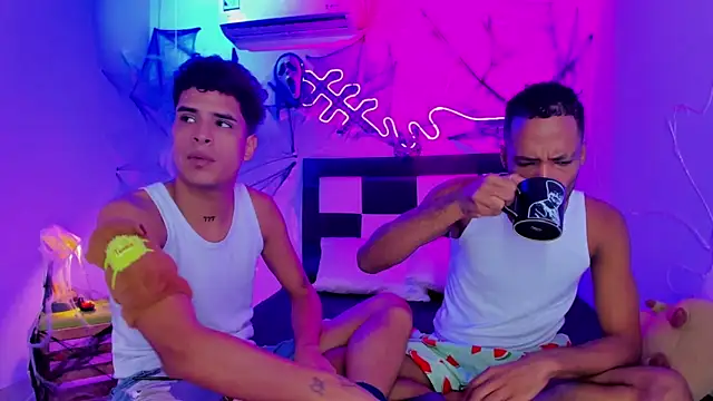 Snapshot of Lucky_boys__X chatting on October 27, 2025, 12:09 pm Lucky boys X online show from October 27, 2025, 12:09 pm