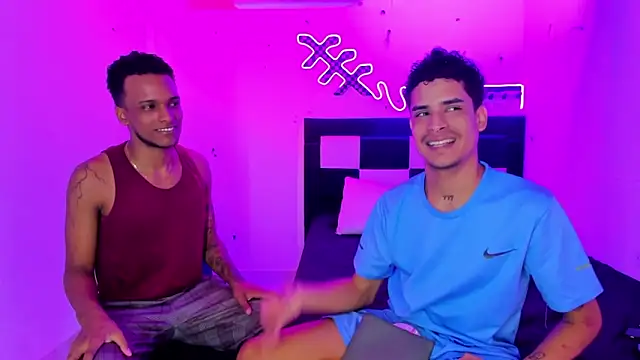 Snapshot of Lucky_boys__X chatting on November 3, 2025, 12:28 pm Lucky boys X online show from November 3, 2025, 12:28 pm