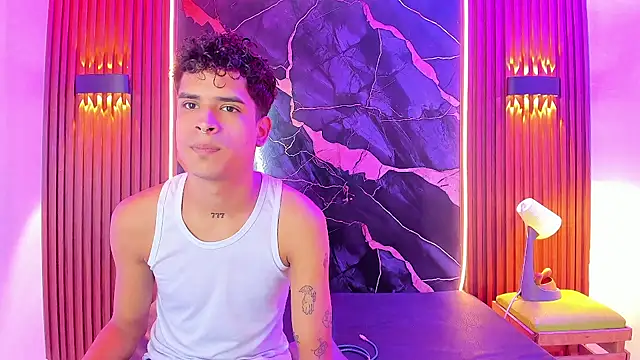 Snapshot of Lucky_boys__X chatting on November 6, 2025, 11:44 am Lucky boys X online show from November 6, 2025, 11:44 am