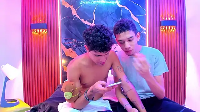 Snapshot of Lucky_boys__X chatting on February 24, 2026, 10:41 pm Lucky boys X online show from February 24, 2026, 10:41 pm