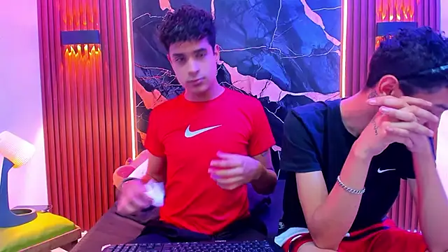 Snapshot of Lucky_boys__X chatting on February 28, 2026, 7:15 pm Lucky boys X online show from February 28, 2026, 7:15 pm