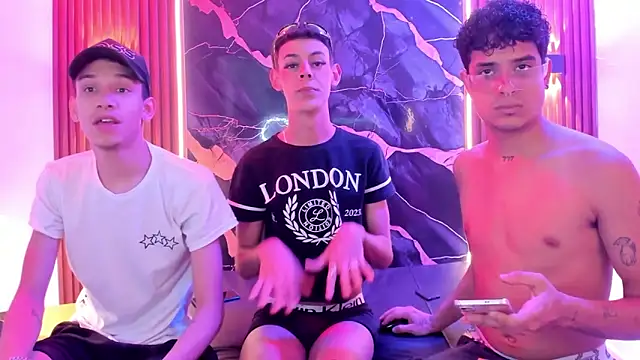 Snapshot of Lucky_boys__X chatting on March 2, 2026, 2:02 pm Lucky boys X online show from March 2, 2026, 2:02 pm