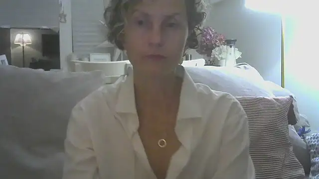 Sylira online show from July 28, 2026, 8:45 pm