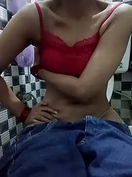 Neha Singh92 online show from October 28, 2025, 7:12 am