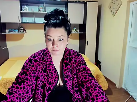 Soffy Skye online show from March 14, 2026, 4:51 am