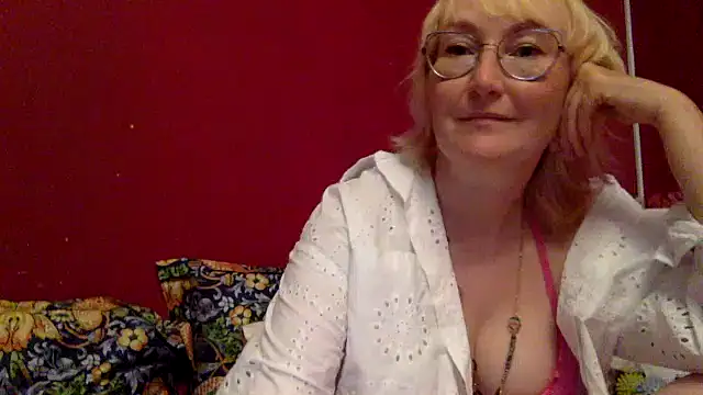 Zeyona online show from July 28, 2026, 12:48 pm
