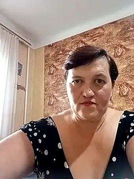 Snapshot of Caramellove8877 chatting on November 5, 2025, 5:51 am Caramellove8877 online show from November 5, 2025, 5:51 am