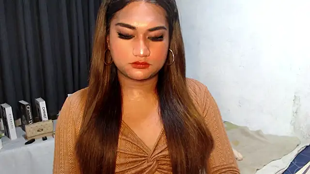 Elysia Fox online show from February 6, 2026, 7:12 am