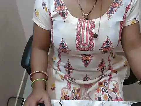 bold naina online show from November 19, 2025, 4:01 am