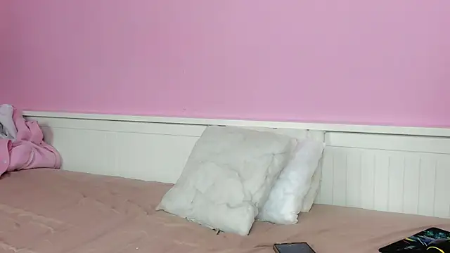 AcidTears online show from October 18, 2025, 6:48 am