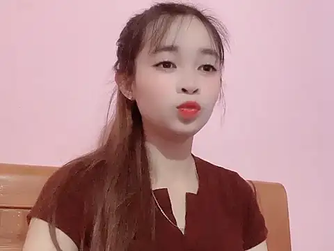 Suna7383 online show from October 26, 2025, 3:40 pm