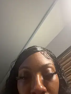 Snapshot of Cocochanel4567 chatting on June 3, 2026, 7:00 am Cocochanel4567 online show from June 3, 2026, 7:00 am