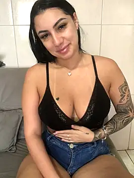 Snapshot of Andreininha chatting on October 27, 2025, 7:40 pm Andreininha online show from October 27, 2025, 7:40 pm