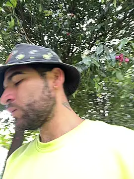 Snapshot of juan_hairy chatting on May 11, 2026, 2:45 pm juan hairy online show from May 11, 2026, 2:45 pm