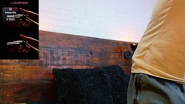 Snapshot of JhosuaVega chatting on September 25, 2025, 1:20 am JhosuaVega online show from September 25, 2025, 1:20 am