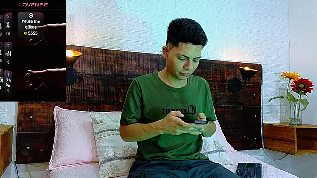 Snapshot of JhosuaVega chatting on October 4, 2025, 2:31 am JhosuaVega online show from October 4, 2025, 2:31 am