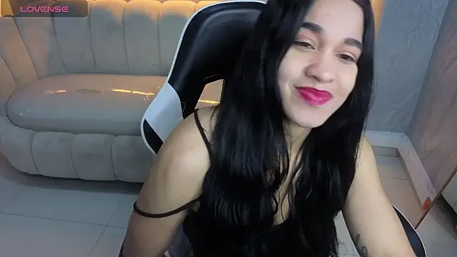 Maia Tx online show from October 28, 2025, 12:52 pm