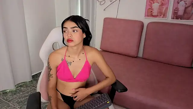 Emmy sexygirl online show from September 22, 2025, 12:40 pm