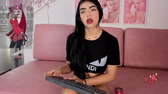 Emmy sexygirl online show from November 13, 2025, 12:37 pm