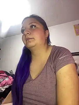 Emma  Fox  online show from September 30, 2025, 3:50 pm