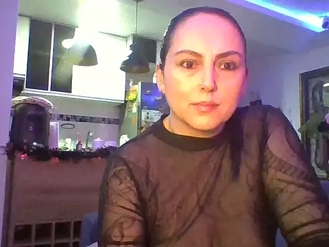 Snapshot of Venusina_07 chatting on October 17, 2025, 4:59 am Venusina 07 online show from October 17, 2025, 4:59 am