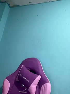 April Becker online show from July 13, 2026, 3:09 am