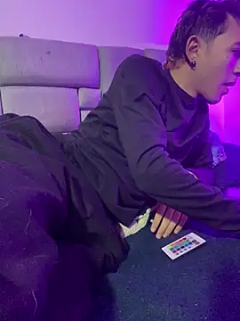 NaytonFreeman online show from January 16, 2026, 11:47 am