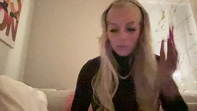 Snapshot of paulinaalatalo chatting on February 9, 2026, 7:07 pm paulinaalatalo online show from February 9, 2026, 7:07 pm