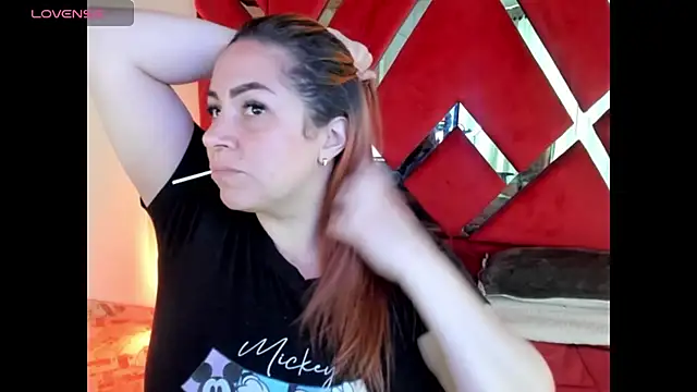 alexiaystive3 online show from October 4, 2025, 3:21 pm