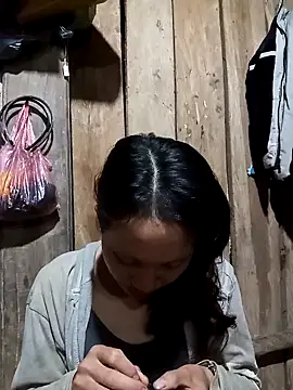 bonnie-00 online show from September 13, 2025, 2:39 pm