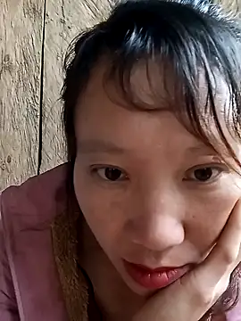 bonnie-00 online show from October 25, 2025, 8:55 am