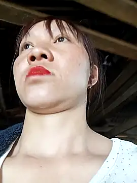 bonnie-00 online show from February 25, 2026, 5:28 am