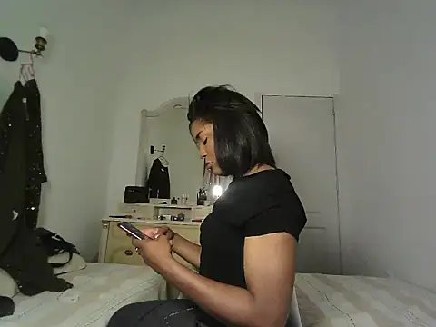 Snapshot of Afrikaisy_big21dx chatting on June 7, 2026, 3:54 am Afrikaisy big21dx online show from June 7, 2026, 3:54 am