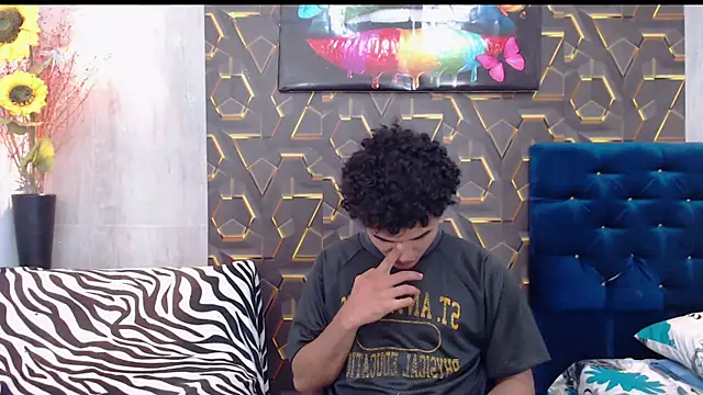 fire drako  online show from September 25, 2025, 4:05 am