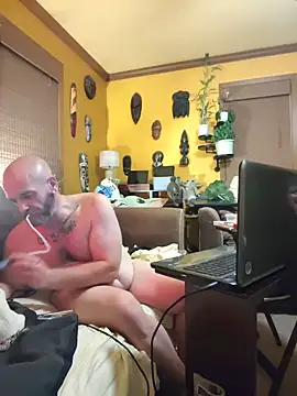 Snapshot of cloudyDadcocks chatting on July 20, 2026, 9:01 am cloudyDadcocks online show from July 20, 2026, 9:01 am