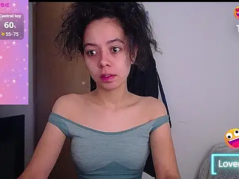 Snapshot of Annie_rosse1017 chatting on September 19, 2025, 9:54 am Annie rosse1017 online show from September 19, 2025, 9:54 am