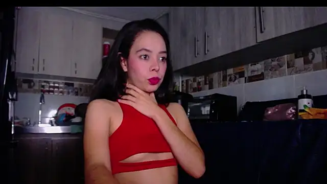 Snapshot of Annie_rosse1017 chatting on October 8, 2025, 7:39 am Annie rosse1017 online show from October 8, 2025, 7:39 am