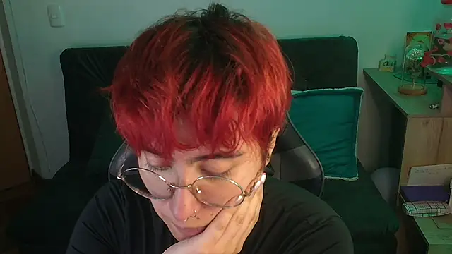 Miacatsito3 online show from December 21, 2025, 2:51 am