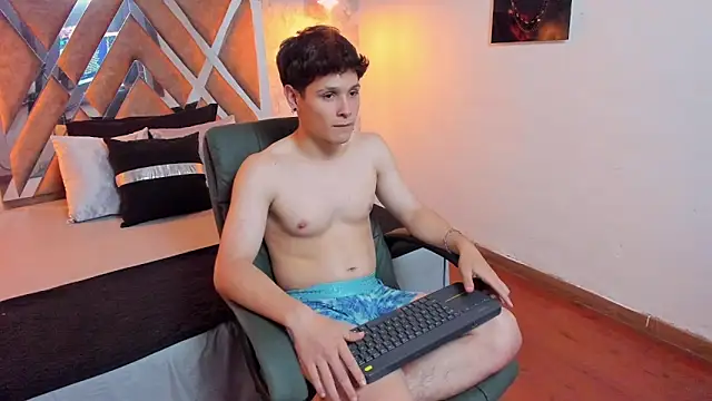 Snapshot of kraven_lust chatting on September 12, 2025, 6:35 am kraven lust online show from September 12, 2025, 6:35 am