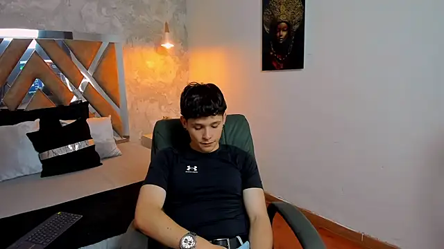 Snapshot of kraven_lust chatting on November 6, 2025, 3:18 am kraven lust online show from November 6, 2025, 3:18 am