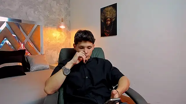 Snapshot of kraven_lust chatting on November 7, 2025, 3:06 am kraven lust online show from November 7, 2025, 3:06 am