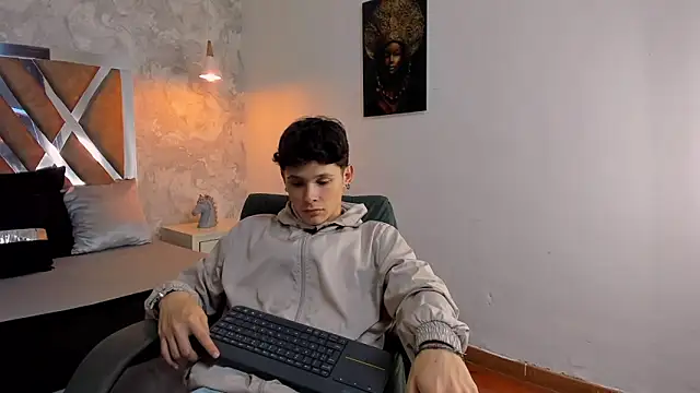 Snapshot of kraven_lust chatting on November 8, 2025, 3:07 am kraven lust online show from November 8, 2025, 3:07 am