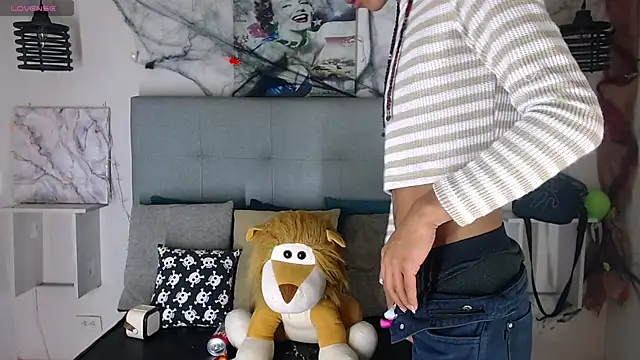 Billie Turner  online show from November 2, 2025, 4:48 am