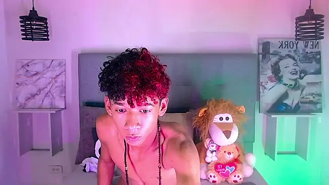 Billie Turner  online show from November 9, 2025, 3:16 am