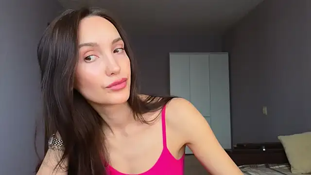 Lillian-Clark online show from March 6, 2026, 5:04 am