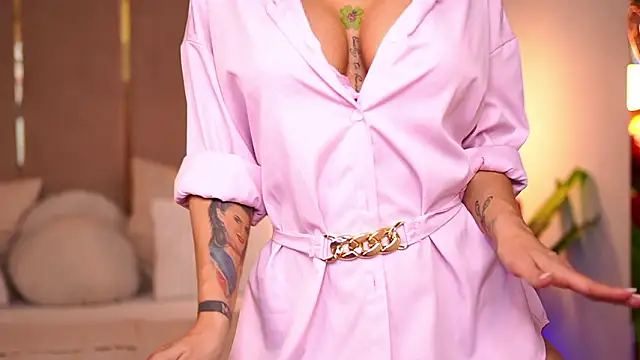 Snapshot of CamilaStarr chatting on March 13, 2026, 8:37 pm CamilaStarr online show from March 13, 2026, 8:37 pm