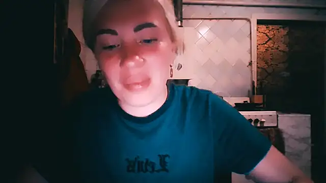 Snapshot of EmmaCat_ chatting on June 6, 2026, 6:12 pm EmmaCat online show from June 6, 2026, 6:12 pm