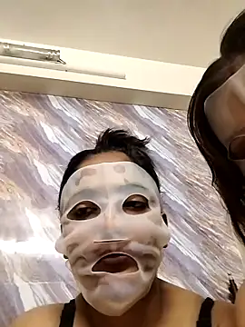 Snapshot of Loveangle1 chatting on October 23, 2025, 6:06 pm Loveangle1 online show from October 23, 2025, 6:06 pm