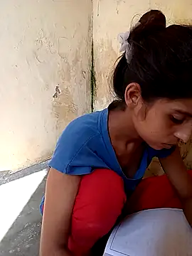 Snapshot of Saloni-Gupta chatting on September 19, 2025, 5:20 am Saloni-Gupta online show from September 19, 2025, 5:20 am