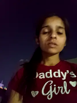 Snapshot of Saloni-Gupta chatting on October 26, 2025, 1:50 pm Saloni-Gupta online show from October 26, 2025, 1:50 pm